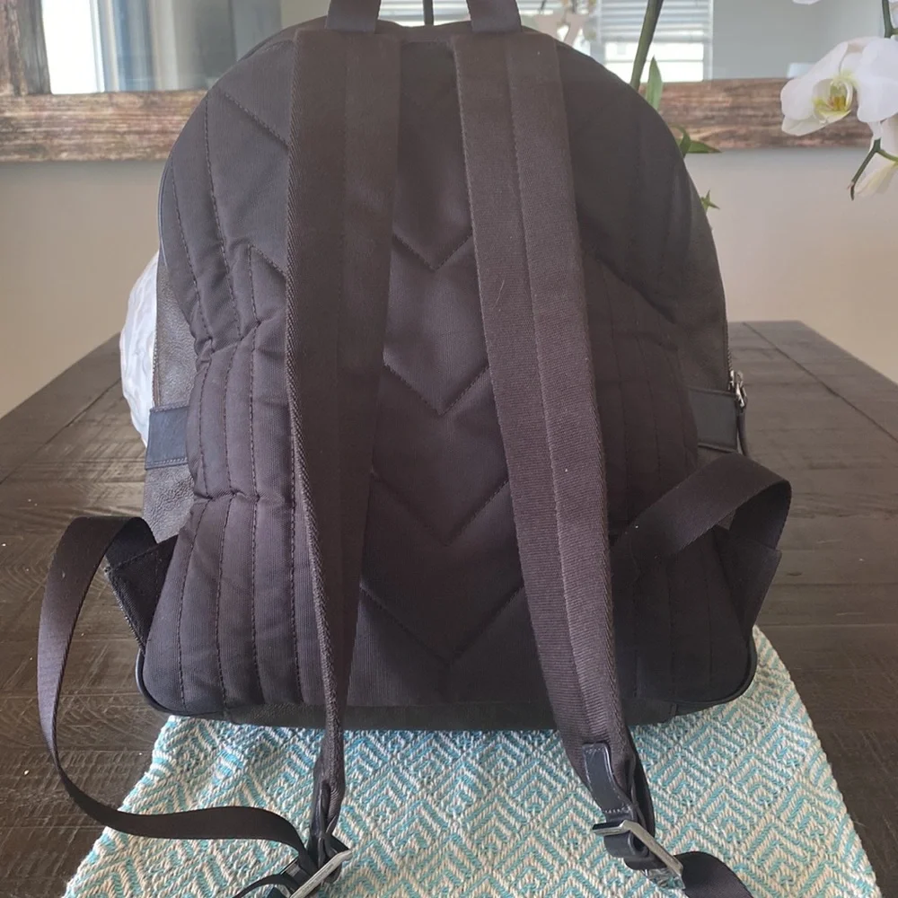 Michael Kors Signature Back Pack (Brown) w/Silver Hardware. - Picture 4 of 11